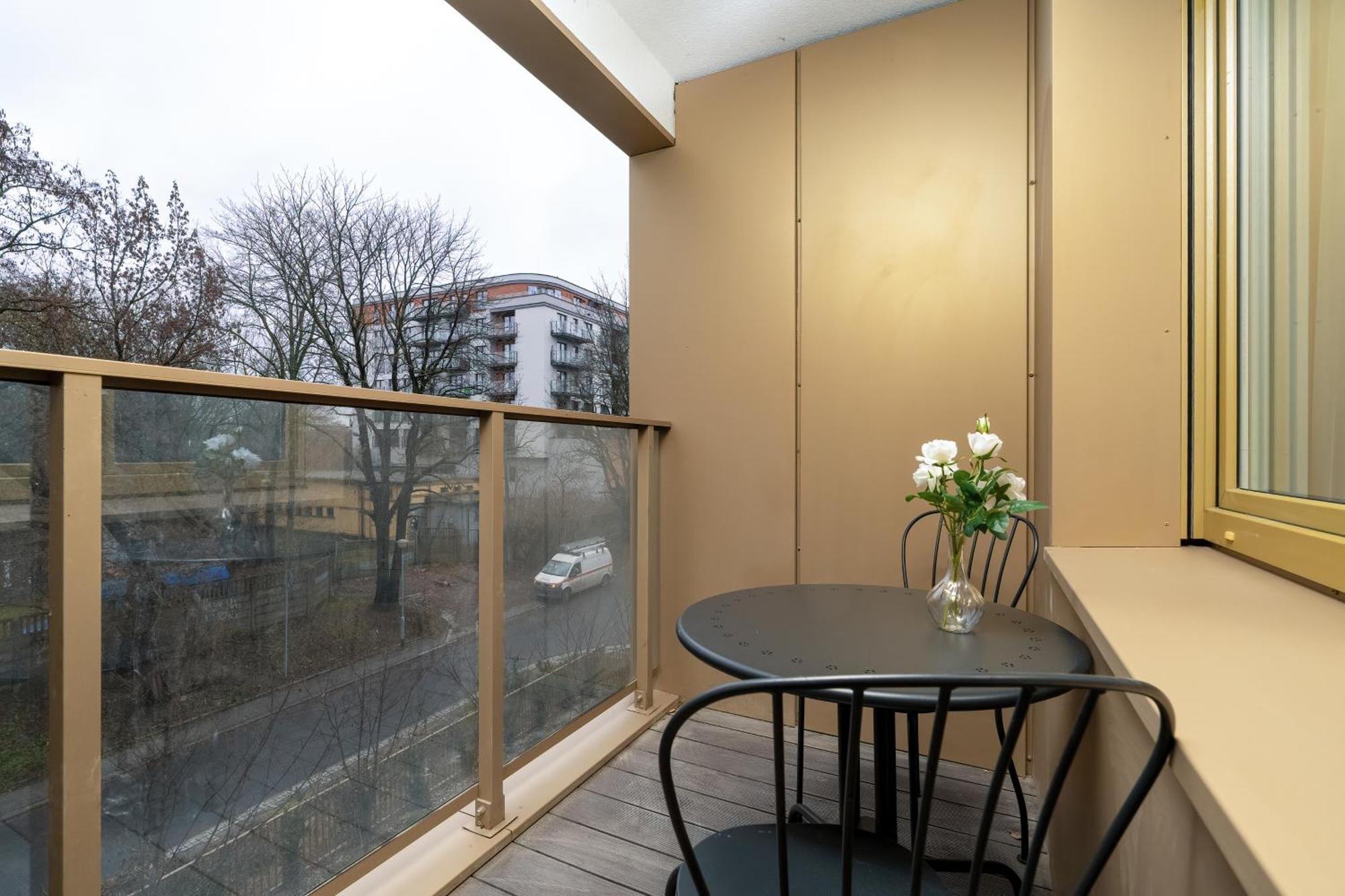 City Center Apartments With Gym & Free Garage Poznan By Noclegi Renters 외부 사진