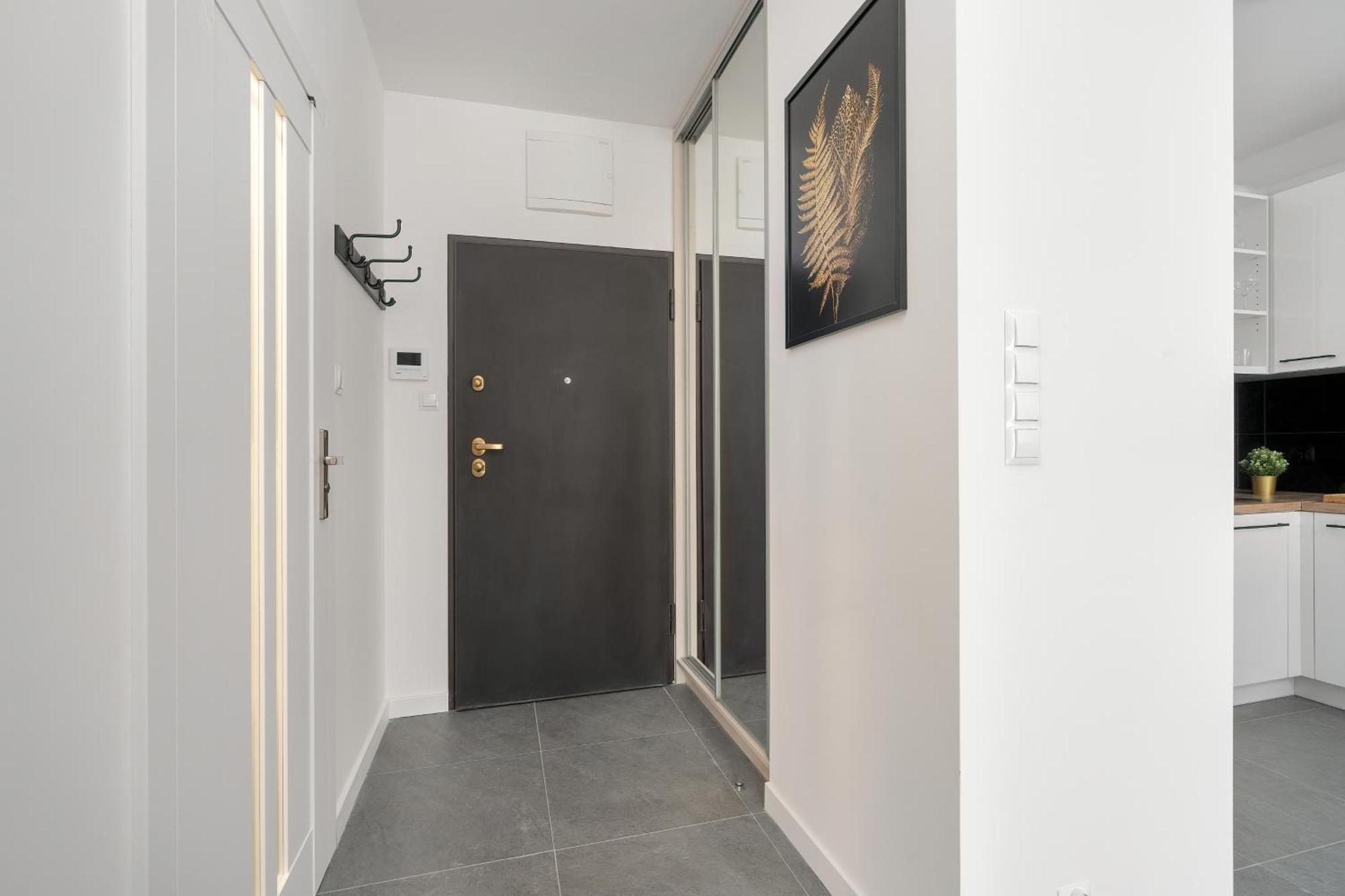 City Center Apartments With Gym & Free Garage Poznan By Noclegi Renters 외부 사진