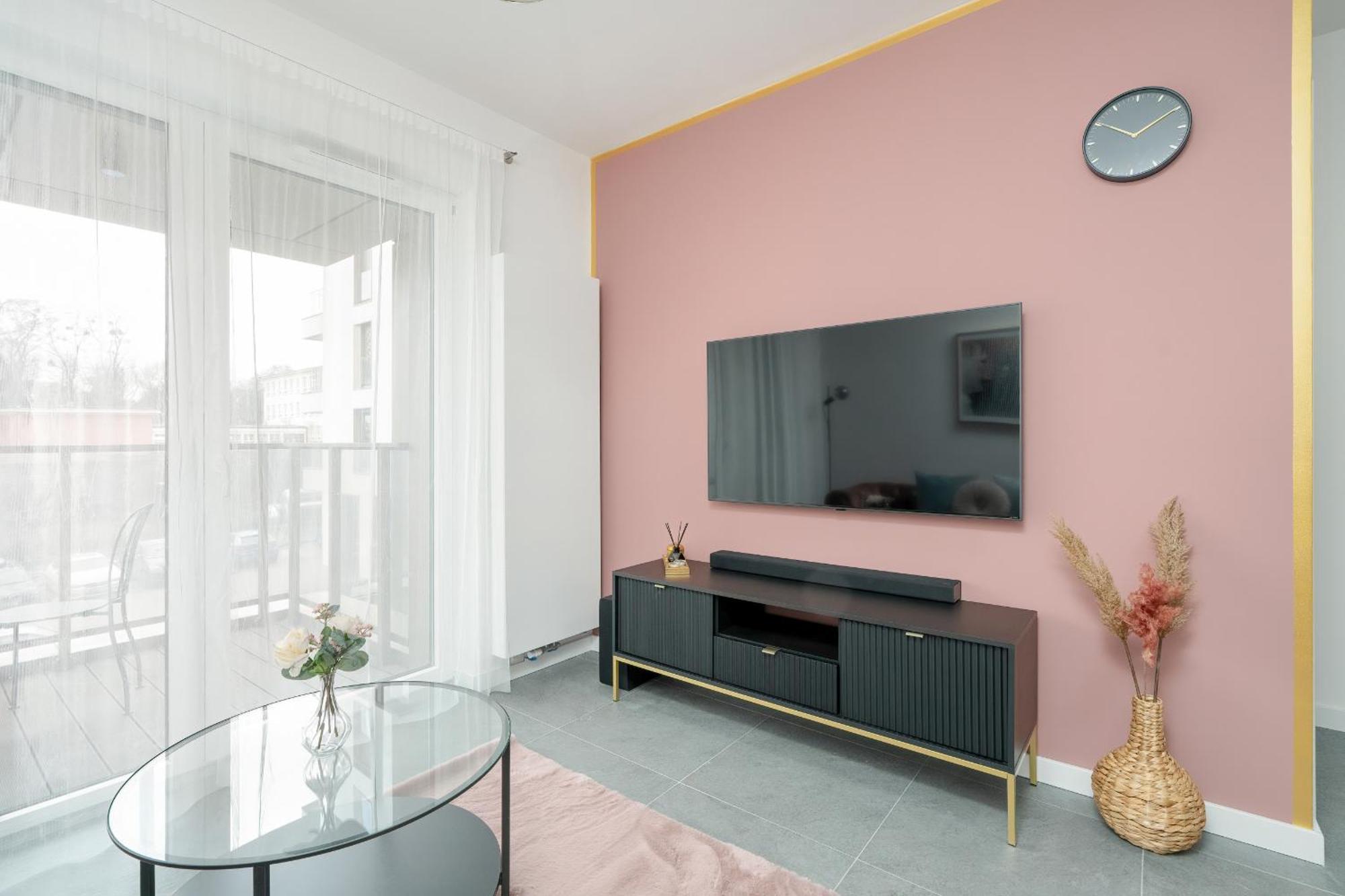 City Center Apartments With Gym & Free Garage Poznan By Noclegi Renters 외부 사진