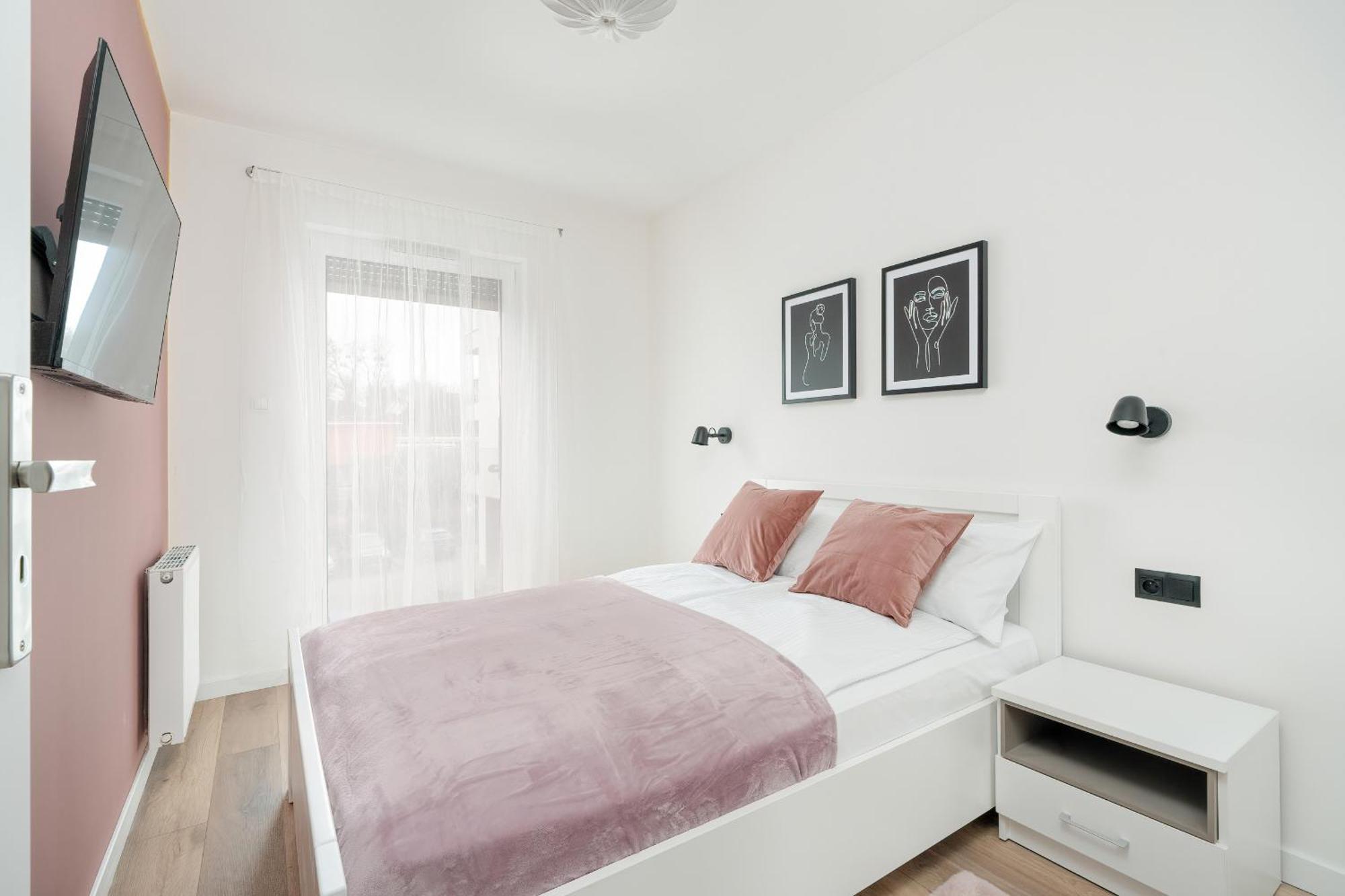 City Center Apartments With Gym & Free Garage Poznan By Noclegi Renters 외부 사진