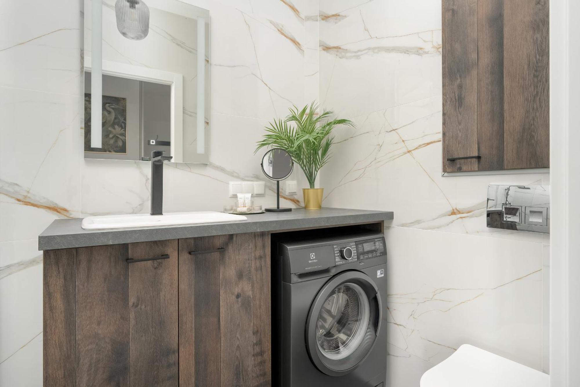 City Center Apartments With Gym & Free Garage Poznan By Noclegi Renters 외부 사진